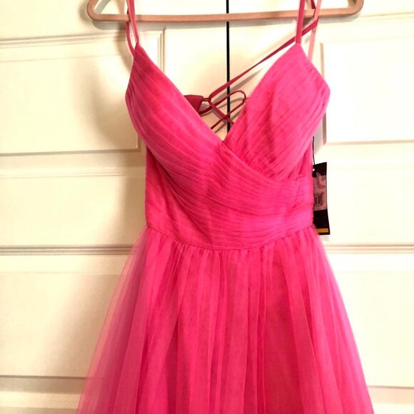 NWT LA FEMME Pink Neon Light Tulle Gown Sweetheart Neck Laceup Back 10 MSRP $408 - Picture 5 of 11